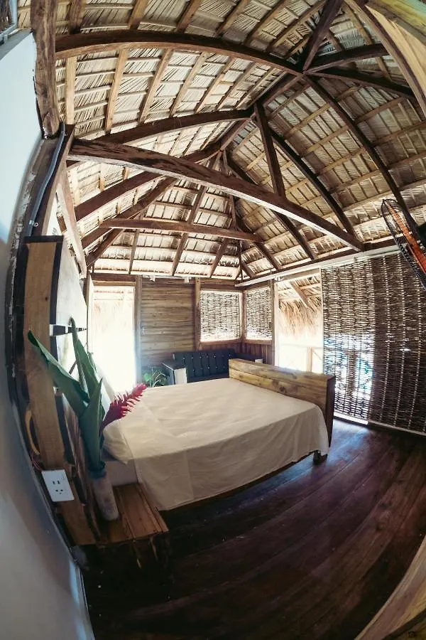 Parador El Ermitano Samana