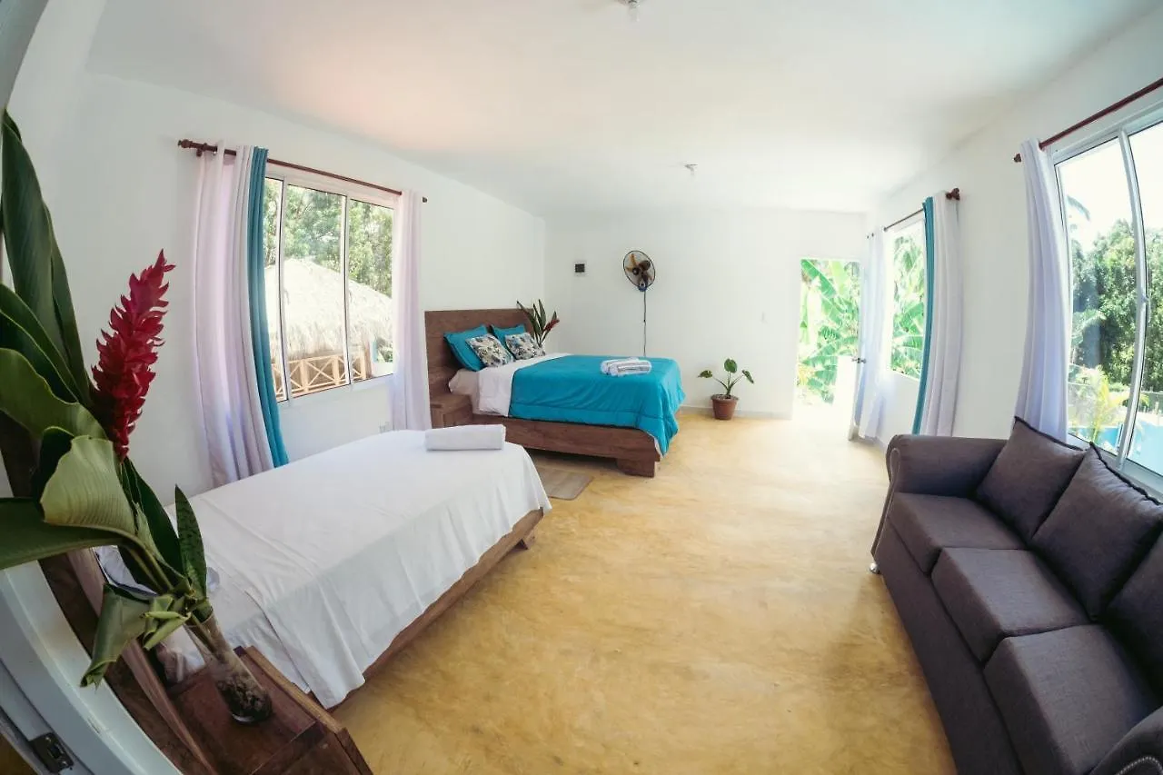 Parador El Ermitano Samana