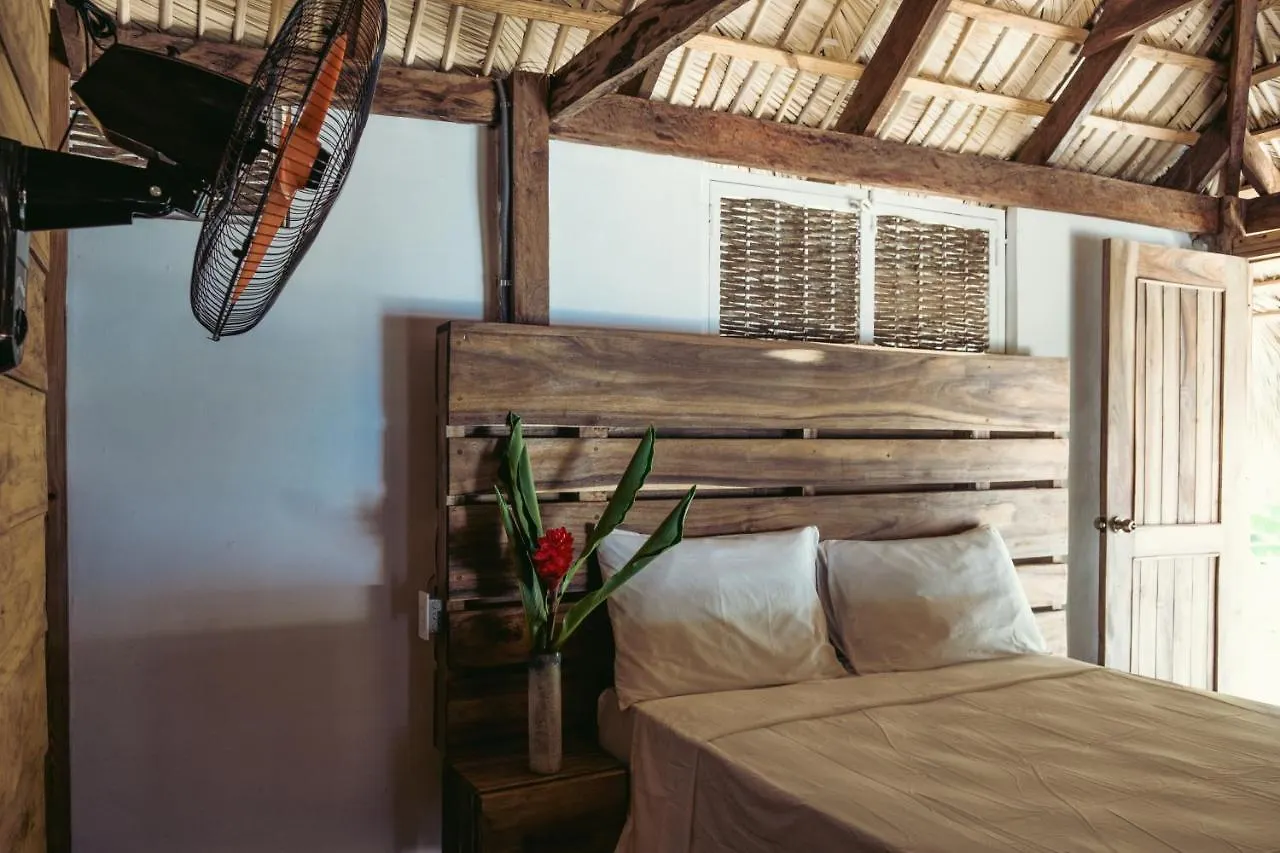 Parador El Ermitano Samana