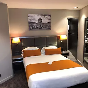 Western Empire Elysees Hotel París